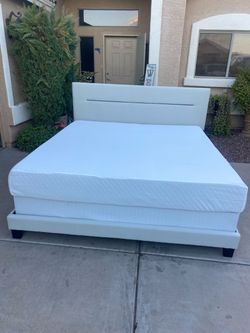 King Bed Frame with memory foam new mattress