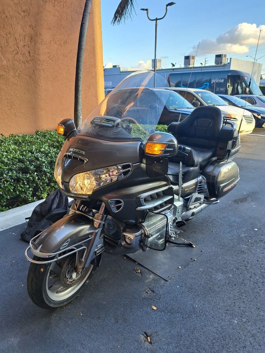 2004 Honda Goldwing