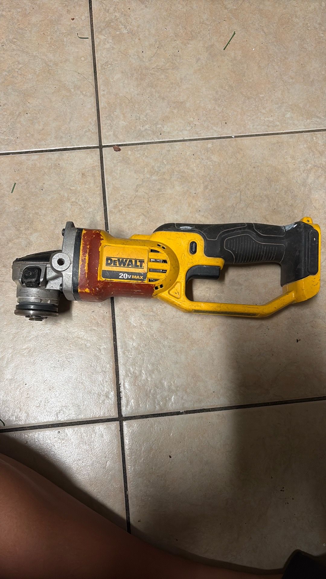 DEWALT DCG412 20V MAX 4-1/2 in Angle Grinder Bare Tool 8000 RPM Li-Ion