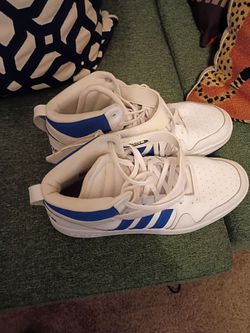 Adidas super cloud 9.5