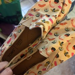 Sushi Tom’s - W Size 10