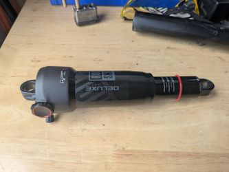 RockShox Deluxe Select rear shock