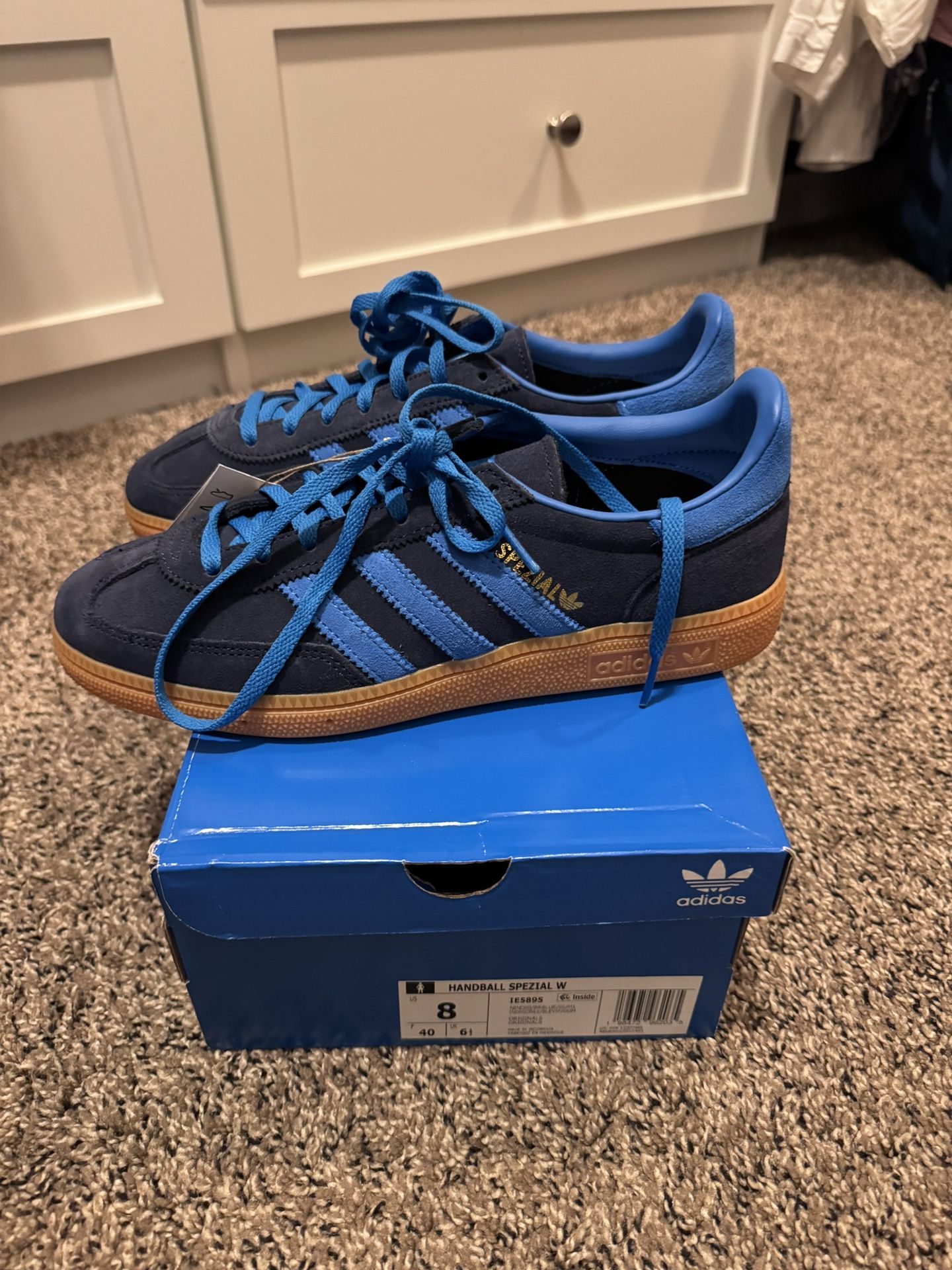 Adidas spezial