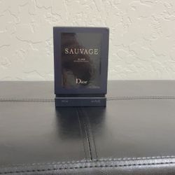 Dior Sauvage Elixer 