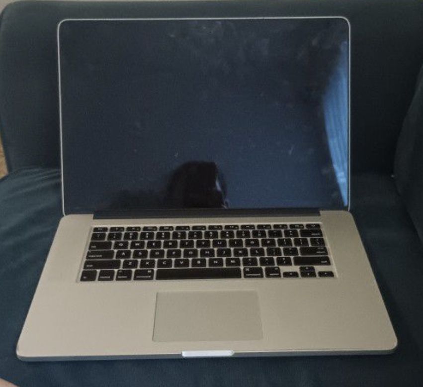 MacBook Pro 13.3 Inch Display
