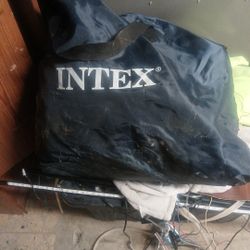 Intex QUEEN SIZE AIR MATRESS 