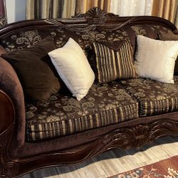 Beautiful Set Of Couch And Sofa