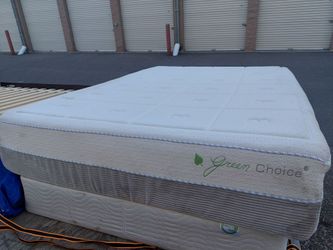 Queen soft plush hybrid mattress ( 14 inches)