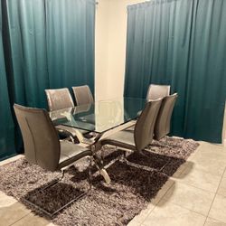 Dinning set of 6