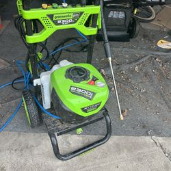 Green works Pressure Washer 