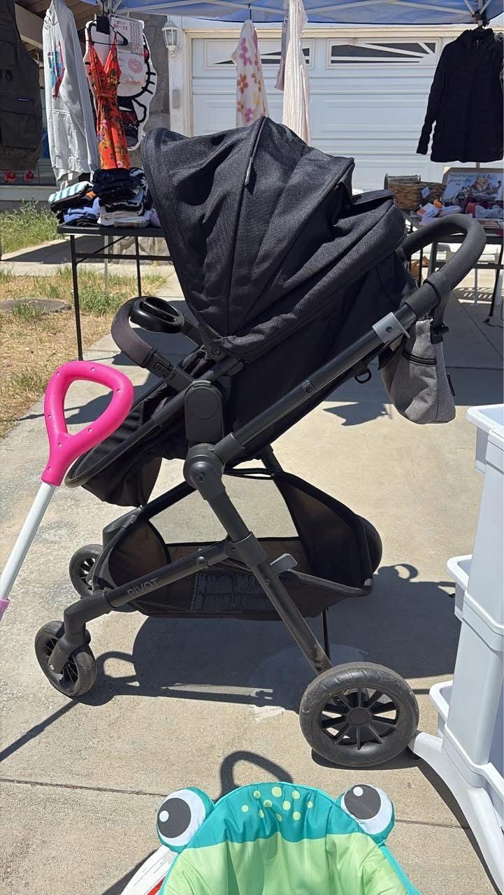 EvenFlo Stroller