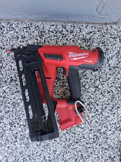 FINISH ANGLE NAILER 16GA MILWAUKEE TOOL ONLY
