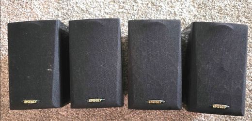 Speakers 🔊