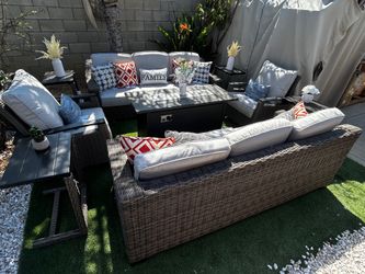 Patio set outdoor Sumbrella fabric brand new