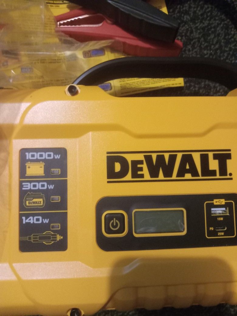 Dewalt Power Inverter