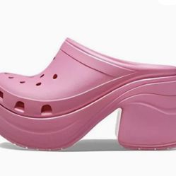 PINK CROC HIGH HEELS - NEVER WORN