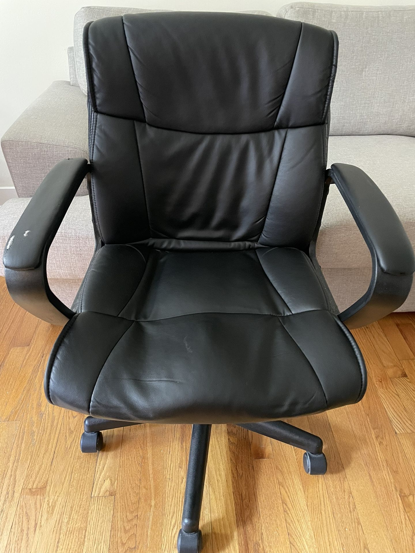 Ergonomic Office Chair - Good Condition 