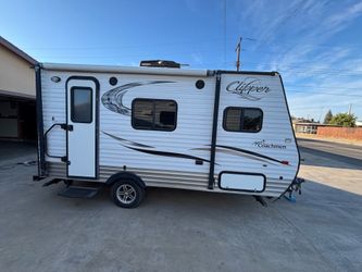 2016 Coachmen Clipper 16ft Travel Trailer