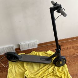 Navic T5 Electric Scooter