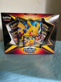 Pokémon Shining Fates Collection Pikachu V