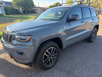 2020 Jeep Grand Cherokee V8 Trailhawk
