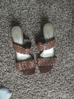 Cute and Comfy Sandals W/ Soft Insoles