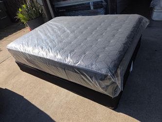 COLCHON QUEEN SEALY POSTURPEDIC