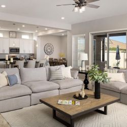 Pottery Barn Coffee Table 