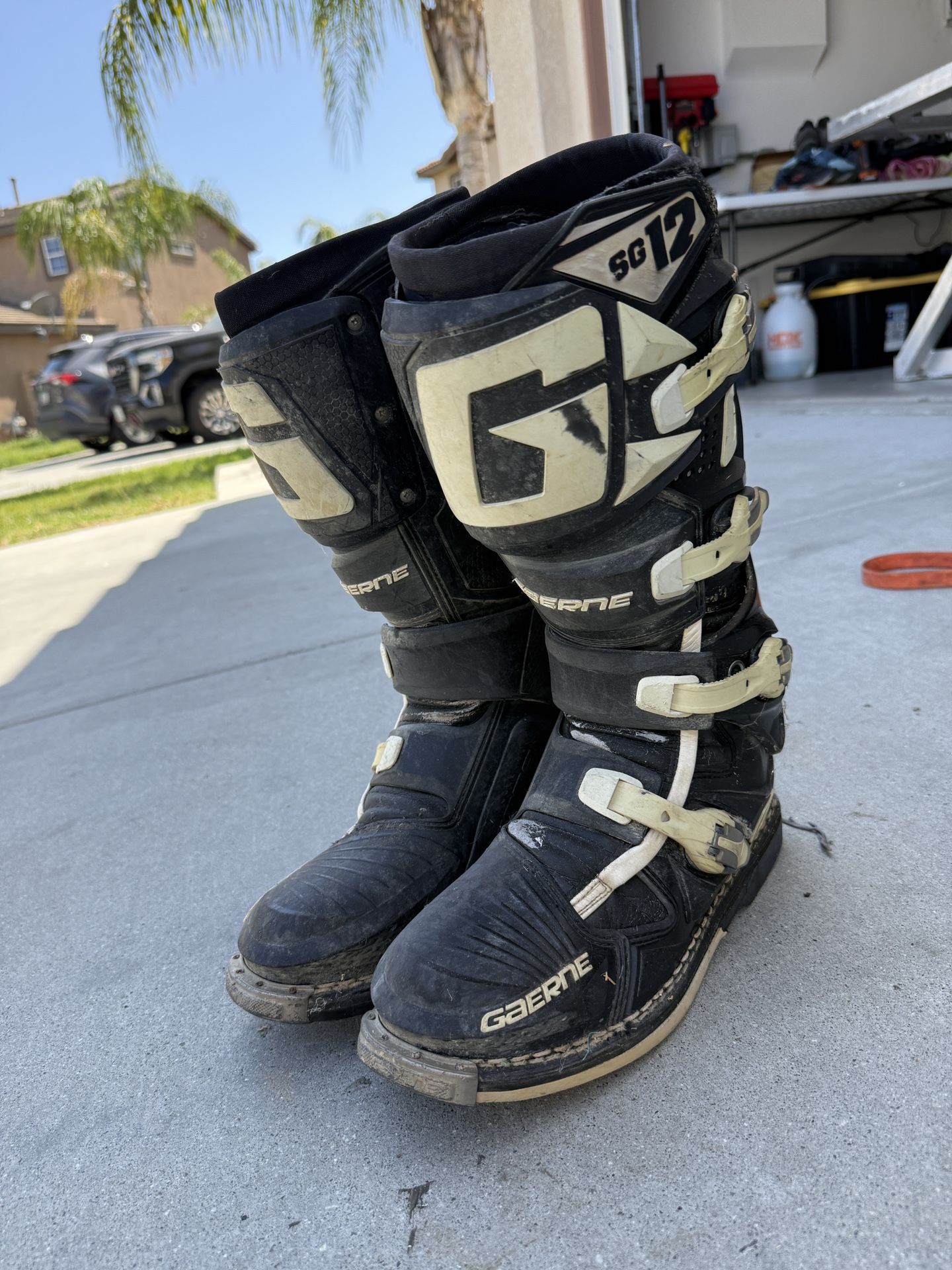 Gearne SG-12 Motorcycle Boots Size 10