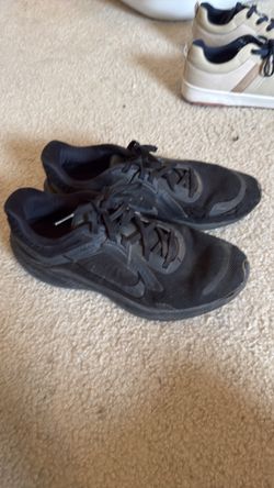 Nike mens shoes size 8
