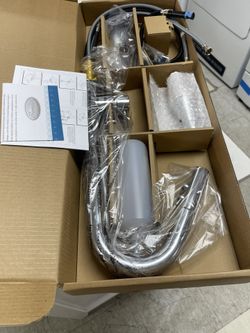 PREMIER® ESSEN„¢ SINGLE-HANDLE PULL-DOWN KITCHEN FAUCET WITH ...