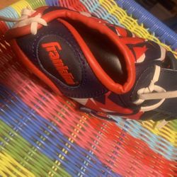 Kids baseball mitt