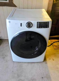 Free Delivery GE Front Load Dryer White
