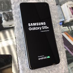 Samsung Galaxy S10e 128gb Unlocked Excellent Condition 