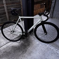 Crew District Fixie Complete 