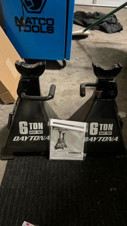 6 ton jack stands (x2)