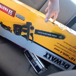 DeWalt Flex Volt Chainsaw Kit 