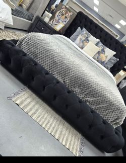 ✨️ King, Cal King, Queen Bed Frame ✨️ Furniture Sectionals, Bedrooms, Dining Avail