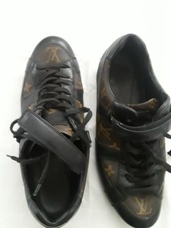 Louis Vuitton canvas sneakers Sz 8.5