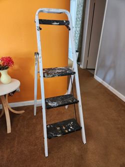 Step Ladder
