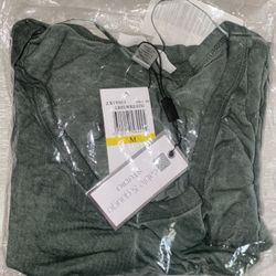 Cable & Gauge V-neck T-shirt