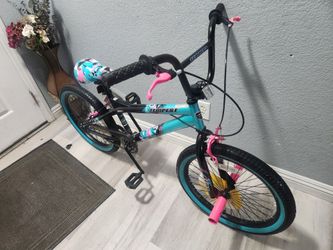 Kend Bike Bmx Girl 20 new Ready to ride good condition
