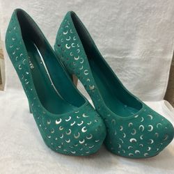 Styluxe Green Suede Moon cut out platforms Size 10    #Stilettos #festival #rave #heels #pumps #green #moon   Excellent Condition. Ready for pickup or