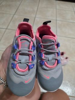 Sneakers size 8 toddlers