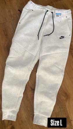 Nike Tech SweatPants Size L
