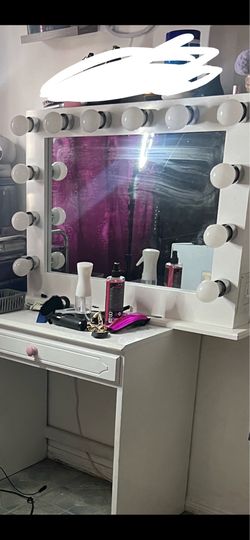 Vanity Mirror with Lights