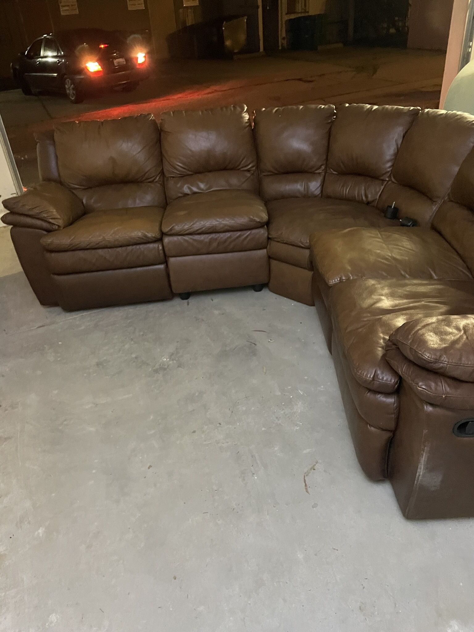 Leather Sectional Couch With 2 Recliners 