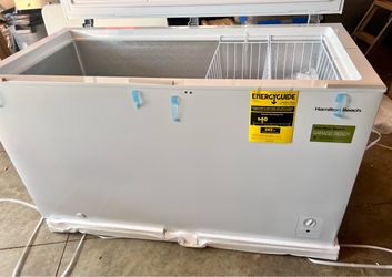 Hamilton Beach 14 Cu Ft Chest Freezer - Garage Ready - White