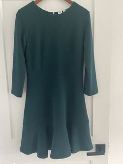 Gap Dress - Perfect For holidays!