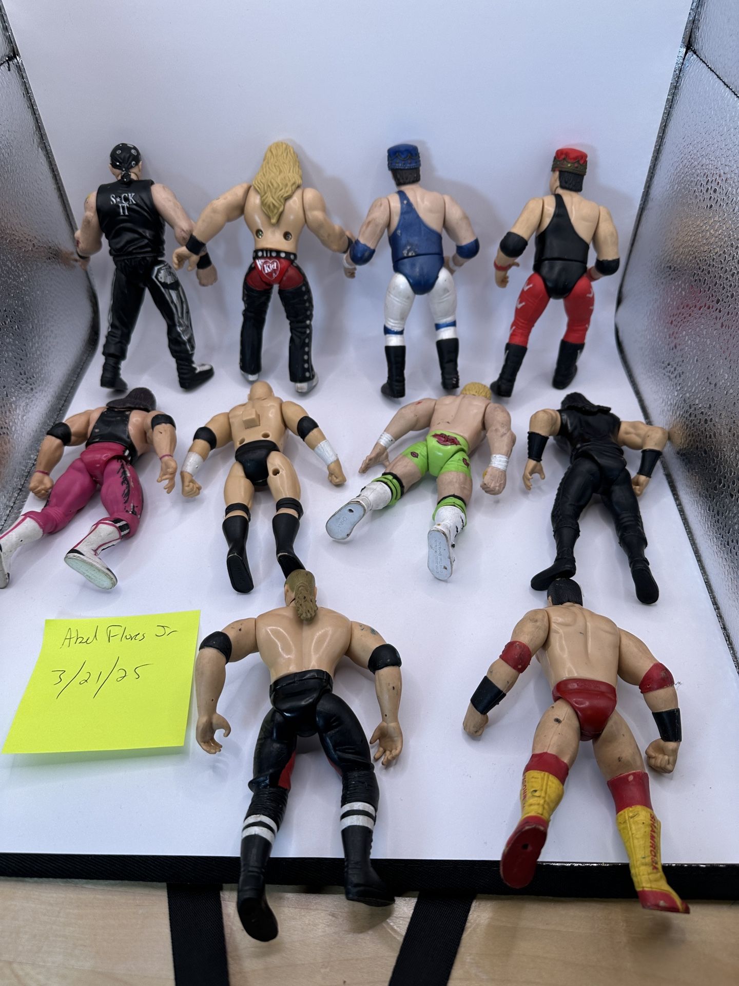 Vintage WWF Wrestling Figure Lot 1(contact info removed)
